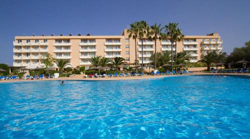 Gallery image of Garbi Cala Millor in Cala Millor