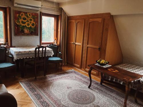 Ένα ή περισσότερα κρεβάτια σε δωμάτιο στο Willa Danusia