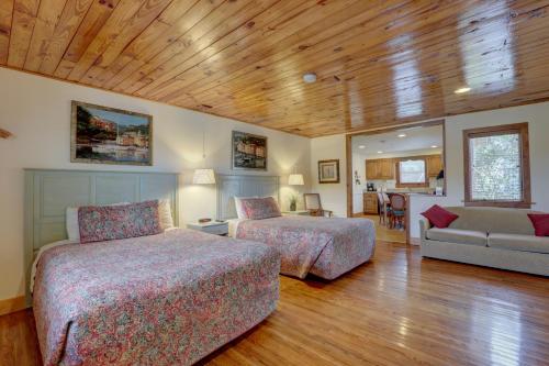 Postelja oz. postelje v sobi nastanitve Cape Pines Motel