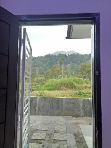 Pemandangan gunung umum atau pemandangan gunung yang diambil dari vila ini