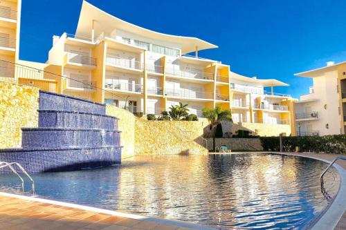 Albufeira l AMAZING terrasse with jacuzzi Encosta da Orada