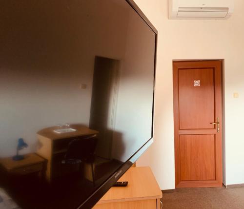 Huszár Panzió és Étterem 3950 Sárospatak, Kazinczy u 3 kép - 3