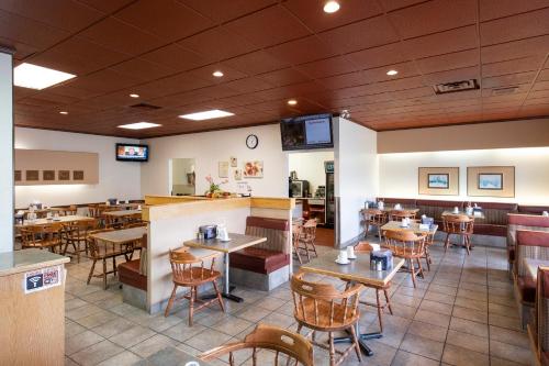 Dunvegan Inn & Suites – Photos 2
