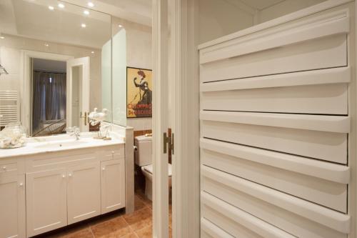 Bare by Oldtown SS Apartments