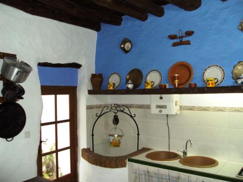 Kuchyňa alebo kuchynka v ubytovaní Casa Antoñita