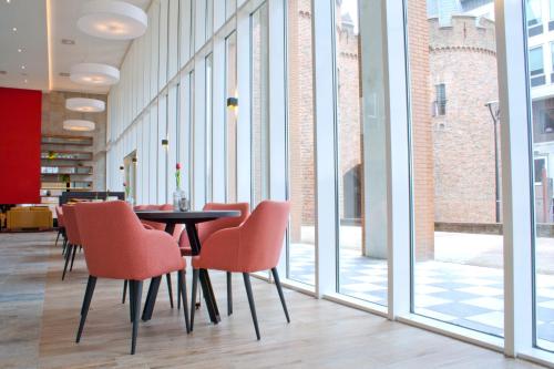 Χώρος καθιστικού στο Bastion Hotel Arnhem