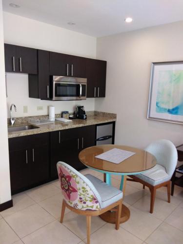 Marina Papagayo Suites – Photos 2