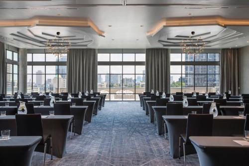 Kimpton Aertson Hotel by IHGにあるビジネスエリアまたは会議室