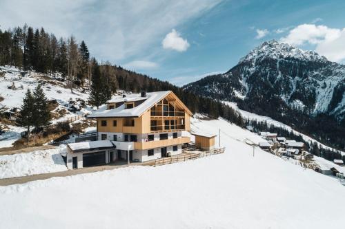 Foto dalla galleria di Sartu Apartments a San Vigilio Di Marebbe