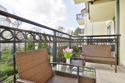 Balkón alebo terasa v ubytovaní Apartments 350m to the Beach Gdańsk Piastowska by Renters Prestige