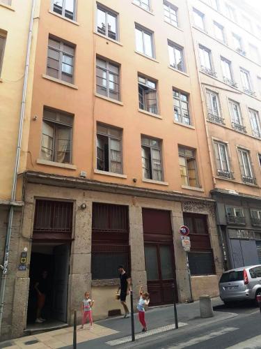 Cosy appartement, dans les pentes de la Croix Rousse