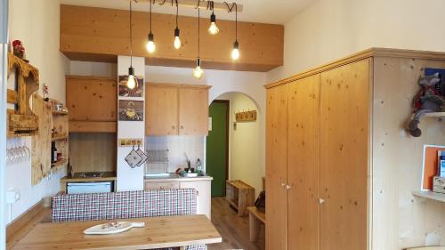 Kuchyň nebo kuchyňský kout v ubytování Casa Mowgli - Residence Sussy