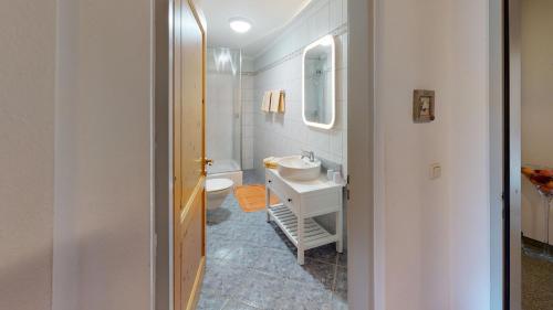Koupelna v ubytování Apartementhaus Schöndorfer