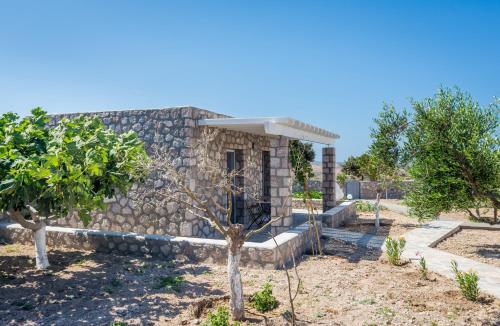 Gallery image of Kristen's Studio & Apartments in Adamas