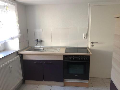 Köök või kööginurk majutusasutuses Guest Appartements mit 2 getrennten Schlafzimmern für 4 Personen 24h check in