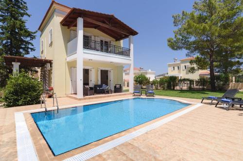 Bazén v ubytování Seven Springs Villas nebo v jeho okolí