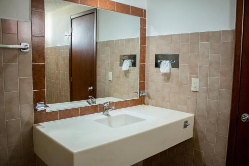 Koupelna v ubytování Collection O Hotel Quinta Antigua