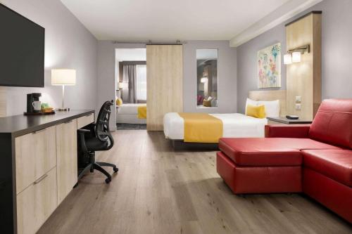 Posezení v ubytování Travelodge by Wyndham Alma