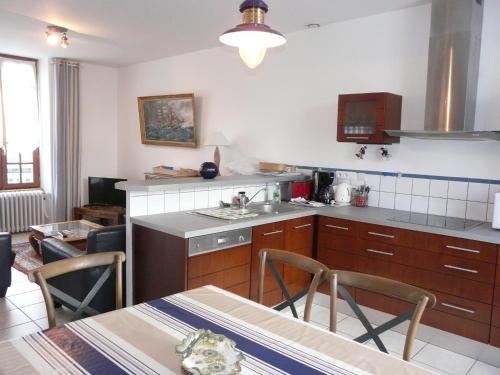 Η κουζίνα ή μικρή κουζίνα στο KER CORENTINE - Maison à Bénodet - BE6003