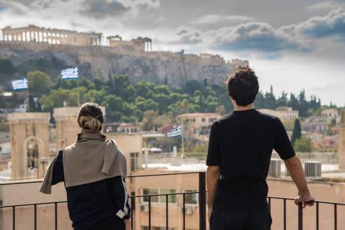 Luxury Apt Syntagma Ermou str, Acropolis View