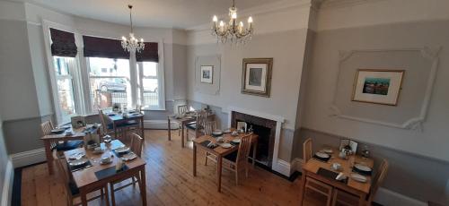 Brooke House – Photos 2