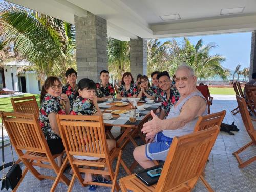 Khách lưu trú tại Starlight Villa Beach Resort