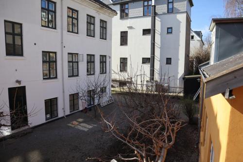 哥本哈根的住宿－Rooms in quiet Yellow Courtyard Apartment，相簿中的一張相片