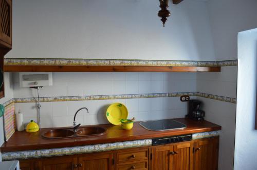 Кухня или мини-кухня в Casa de Beln - rural accommodation

