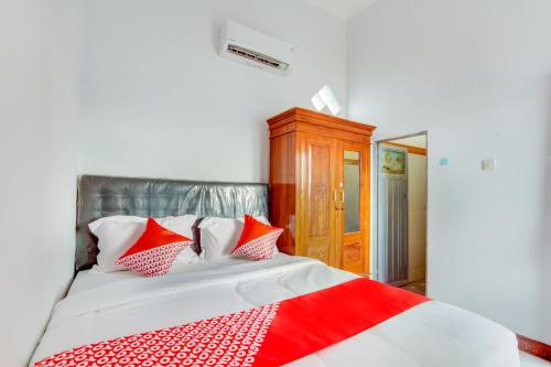 Gallery image of OYO 3074 Orange Inn in Madiun