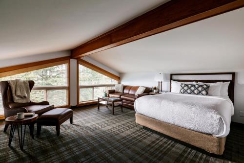 Foto da galeria de Pyramid Lake Lodge em Jasper