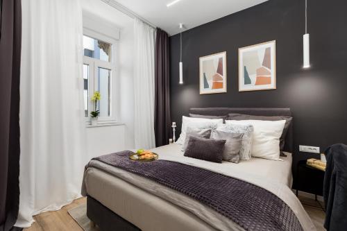 Saint Vitus Apartments with balcony