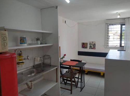 Dapur atau dapur kecil di Studio Boa Viagem