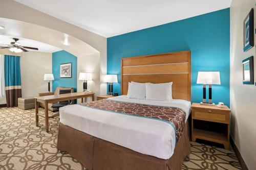 La Quinta by Wyndham Houston Willowbrook Image