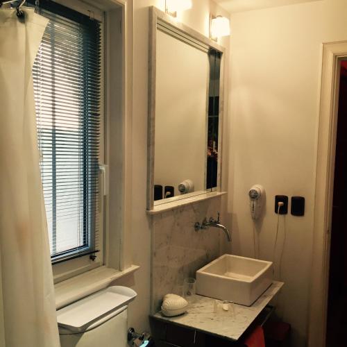 Villa Vert tesisinde bir banyo