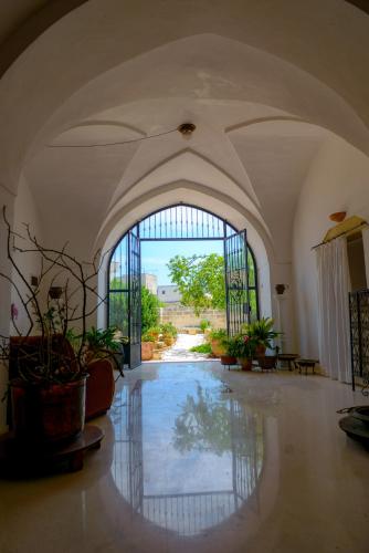 Taman di luar Residenza Storica PARCO LANOCE