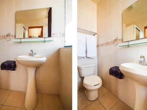 - deux photos d'une salle de bains avec lavabo et toilettes dans l'établissement Hotel De La Loma, à Tlaxcala de Xicohténcatl