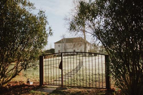Φωτογραφία από το άλμπουμ του Cuna House σε Armentera
