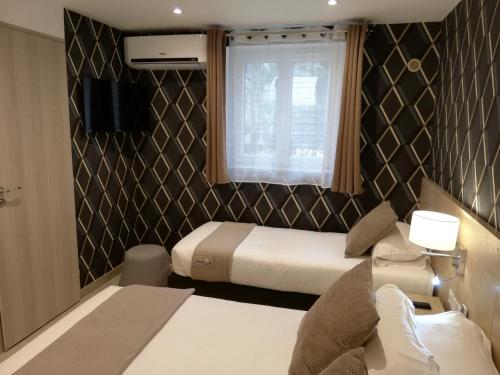 Gallery image of Hotel Miramar- Cap d'Antibes - La Garoupe plage in Antibes