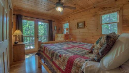 Billede fra billedgalleriet på All Decked Out i Blue Ridge