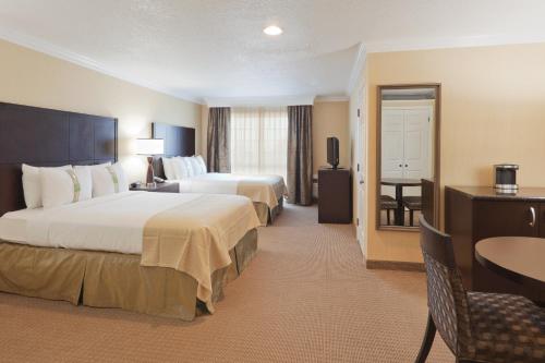 Gallery image of Holiday Inn & Suites San Mateo - SFO, an IHG Hotel in San Mateo