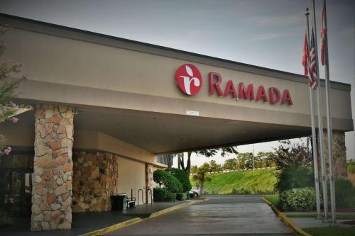 Plantegning af Ramada by Wyndham Jacksonville Hotel & Conference Center