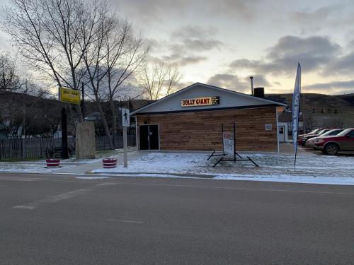 Jolly Giant Pub & Motel – Photos 2