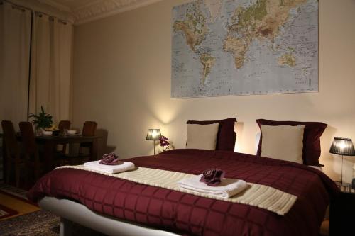 Een bed of bedden in een kamer bij Antonius Bed and Breakfast