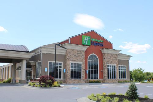 a rendering of a new k rite aid building at Holiday Inn Express Woodstock-Shenandoah Valley by IHG in Woodstock