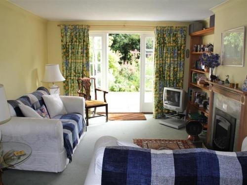Winterbourne Cottage – Photos 3