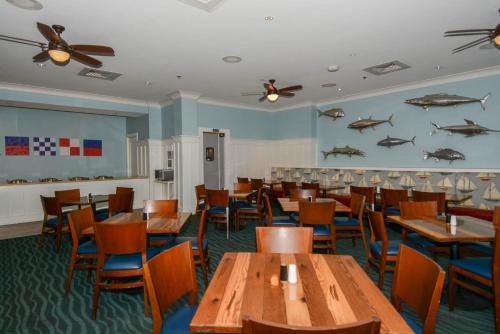 Restoran ili drugo mesto za obedovanje u objektu Avenue Inn & Spa