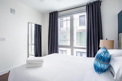 WanderJaunt - North Park Apartments