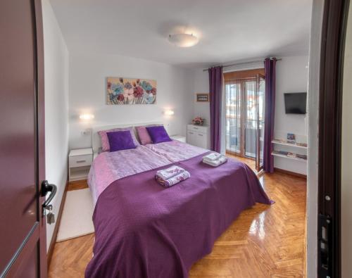 Postel nebo postele na pokoji v ubytování Guesthouse Residence Major
