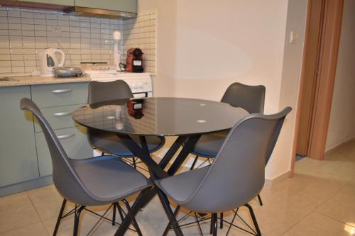Dapur atau dapur kecil di Amazing Apartment
