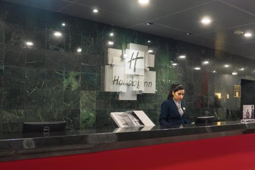 
Lobby/Rezeption in der Unterkunft Holiday Inn Monterrey-Parque Fundidora, an IHG Hotel
